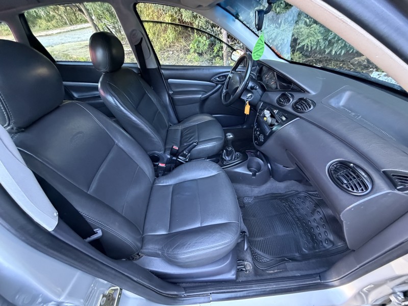 FOCUS 1.8 GLX 16V GASOLINA 4P MANUAL - 2003 - CAXIAS DO SUL
