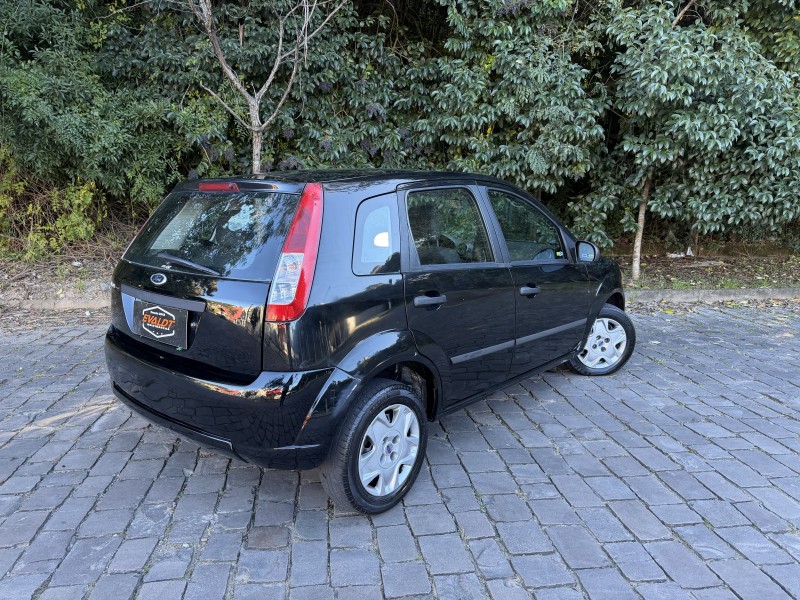 FIESTA 1.0 MPI CLASS 8V FLEX 4P MANUAL - 2010 - CAXIAS DO SUL