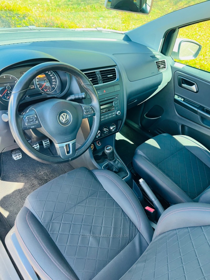 FOX 1.6 MI PRIME 8V FLEX 4P MANUAL - 2013 - NOVA PRATA