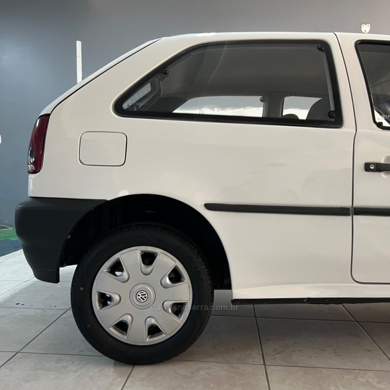 GOL 1.6 CLI 8V GASOLINA 2P MANUAL - 1995 - NOVA PRATA