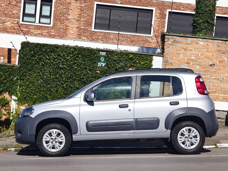 UNO 1.4 WAY 8V FLEX 4P MANUAL - 2012 - FARROUPILHA