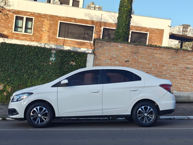 PRISMA 1.4 MPFI LTZ 8V FLEX 4P MANUAL - 2015 - FARROUPILHA