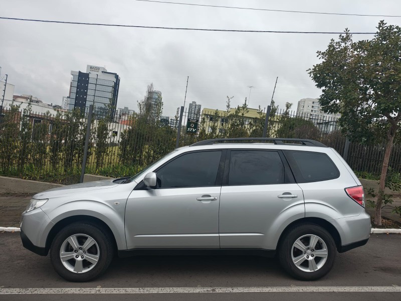 FORESTER 2.0 LX 4X4 16V GASOLINA 4P AUTOMÁTICO - 2010 - FARROUPILHA