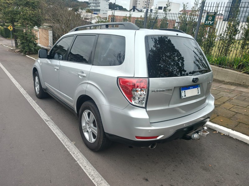 FORESTER 2.0 LX 4X4 16V GASOLINA 4P AUTOMÁTICO - 2010 - FARROUPILHA