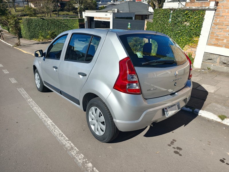 SANDERO 1.0 EXPRESSION 16V FLEX 4P MANUAL - 2013 - FARROUPILHA