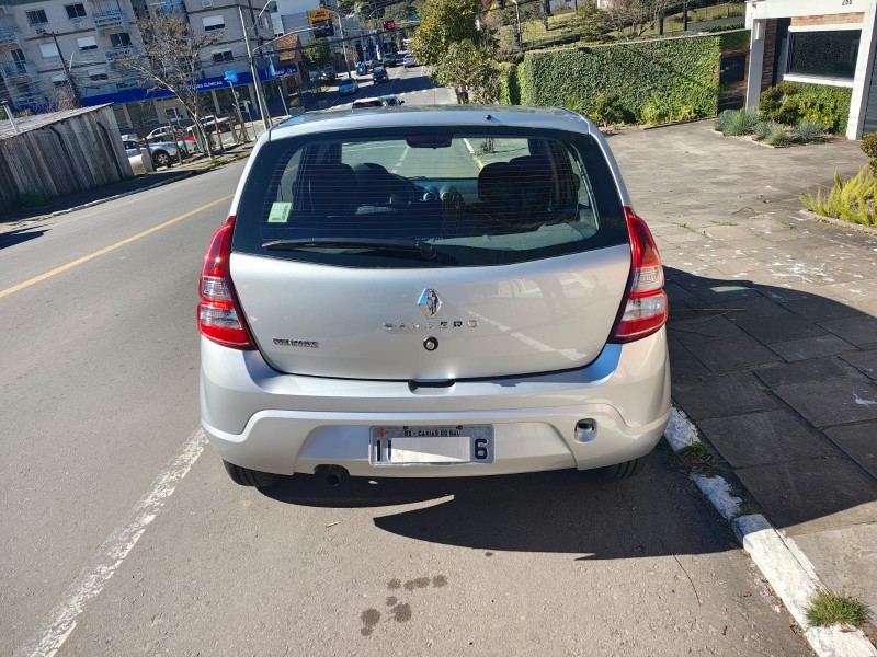 SANDERO 1.0 EXPRESSION 16V FLEX 4P MANUAL - 2013 - FARROUPILHA