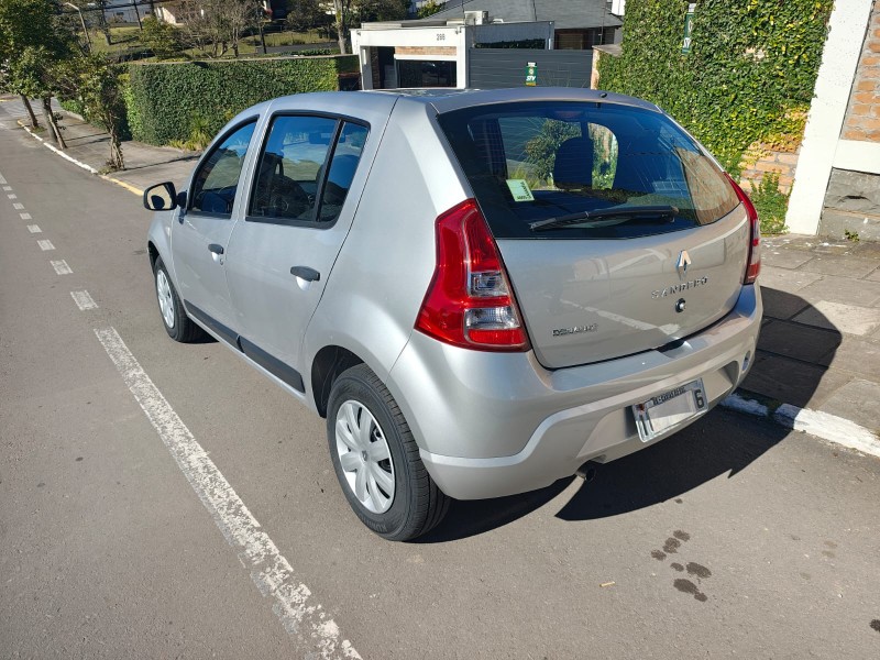 SANDERO 1.0 EXPRESSION 16V FLEX 4P MANUAL - 2013 - FARROUPILHA