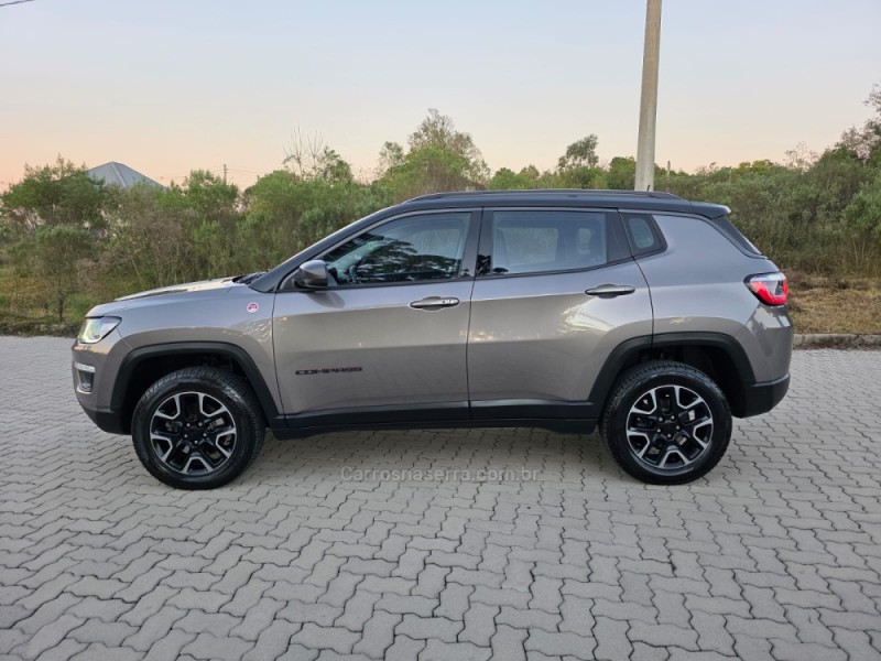 COMPASS 2.0 16V DIESEL TRAILHAWK 4X4 AUTOMÁTICO - 2019 - BENTO GONçALVES