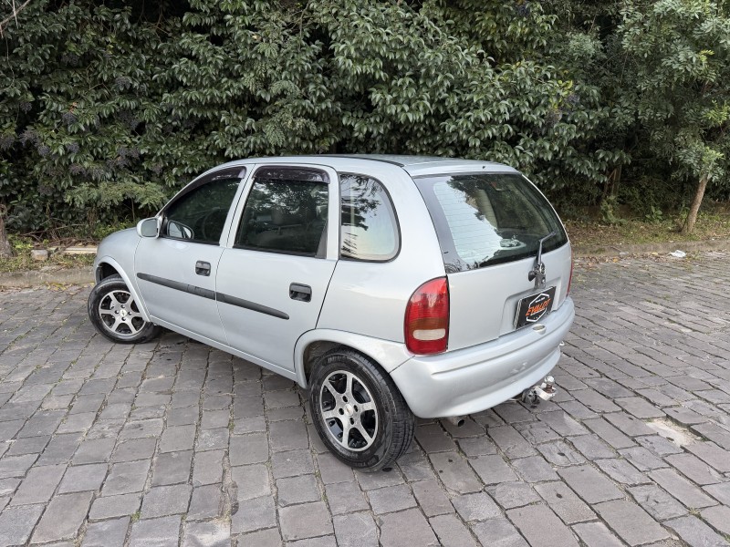 CORSA 1.0 MPFI SUPER 16V GASOLINA 4P MANUAL - 1999 - CAXIAS DO SUL