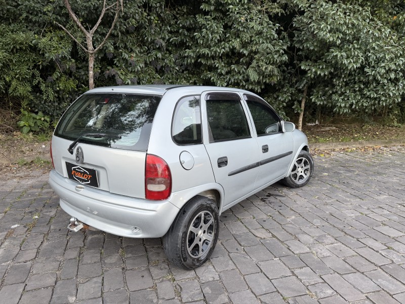 CORSA 1.0 MPFI SUPER 16V GASOLINA 4P MANUAL - 1999 - CAXIAS DO SUL