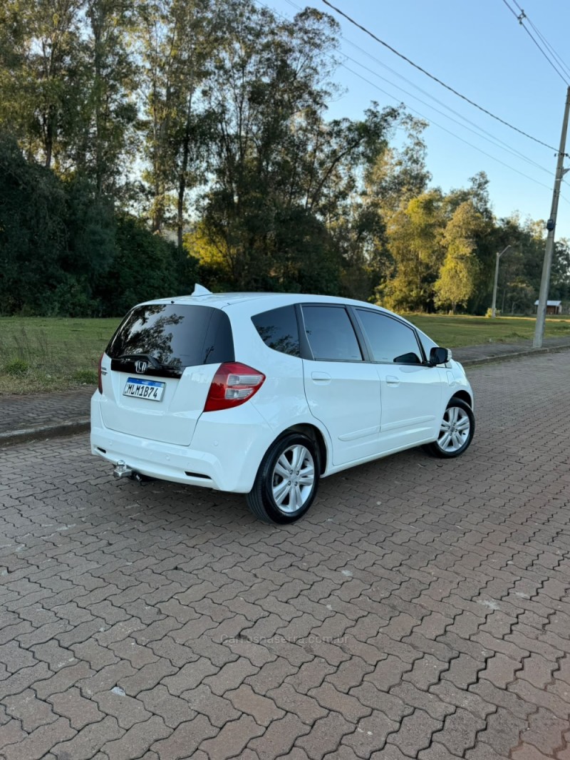 FIT 1.5 EX 16V FLEX 4P AUTOMÁTICO - 2014 - ARROIO DO MEIO