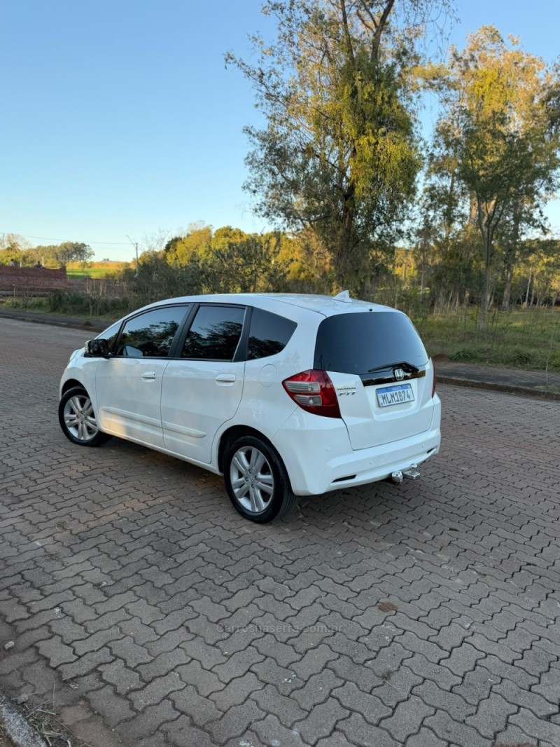 FIT 1.5 EX 16V FLEX 4P AUTOMÁTICO - 2014 - ARROIO DO MEIO