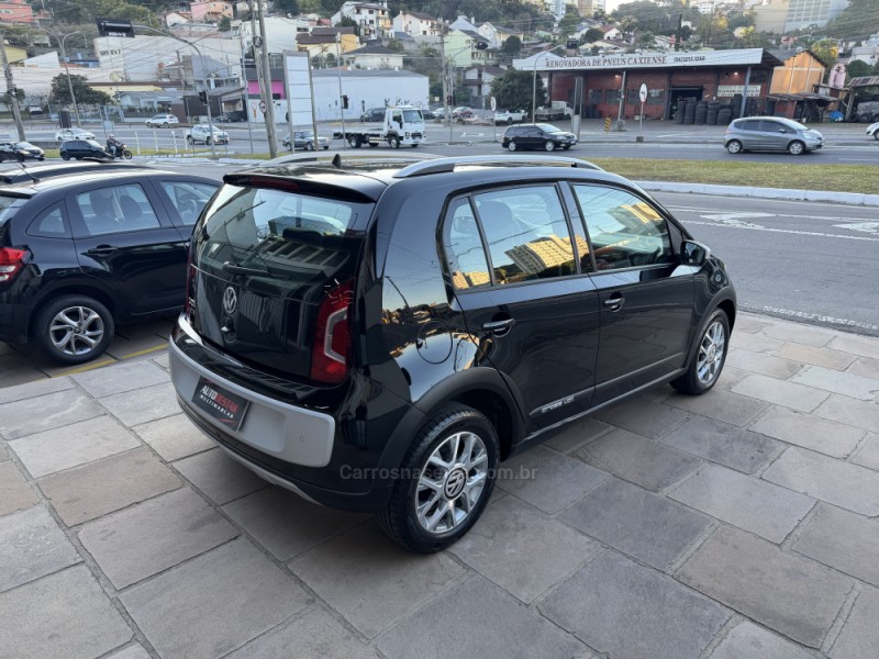 UP 1.0 TSI CROSS 12V FLEX 4P MANUAL - 2015 - CAXIAS DO SUL