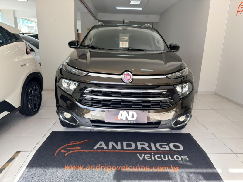 TORO 2.0 16V TURBO DIESEL VOLCANO AT9 4X4 AUTOMÁTICO - 2017 - CAXIAS DO SUL