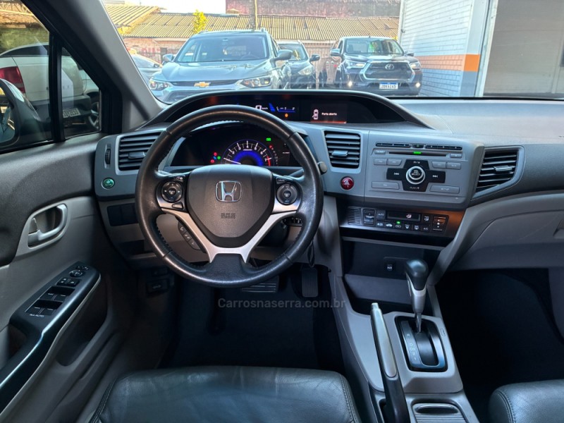CIVIC 1.8 LXS 16V GASOLINA 4P AUTOMÁTICO - 2014 - VENâNCIO AIRES