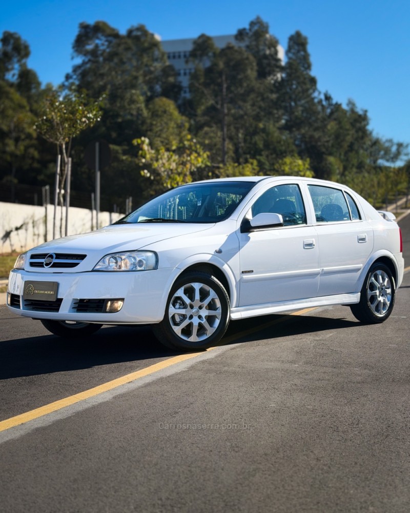 ASTRA 2.0 MPFI 8V FLEX 4P MANUAL - 2009 - NOVO HAMBURGO