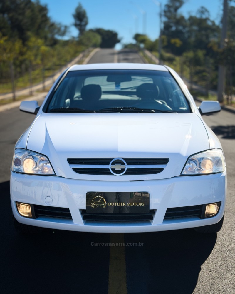 ASTRA 2.0 MPFI 8V FLEX 4P MANUAL - 2009 - NOVO HAMBURGO