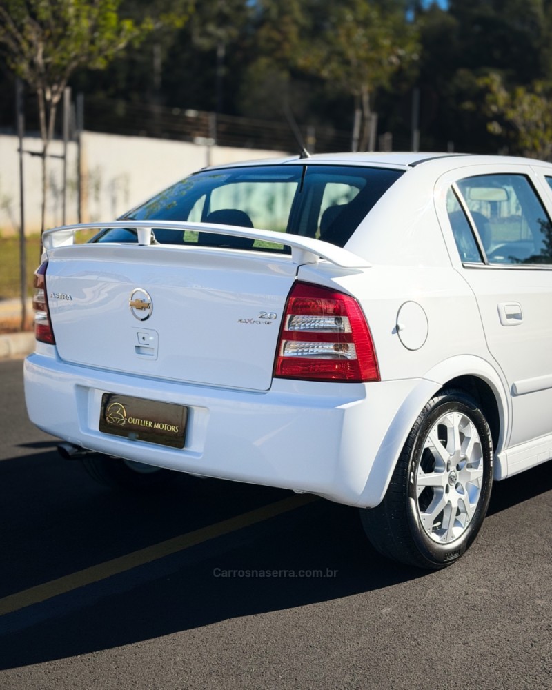 ASTRA 2.0 MPFI 8V FLEX 4P MANUAL - 2009 - NOVO HAMBURGO