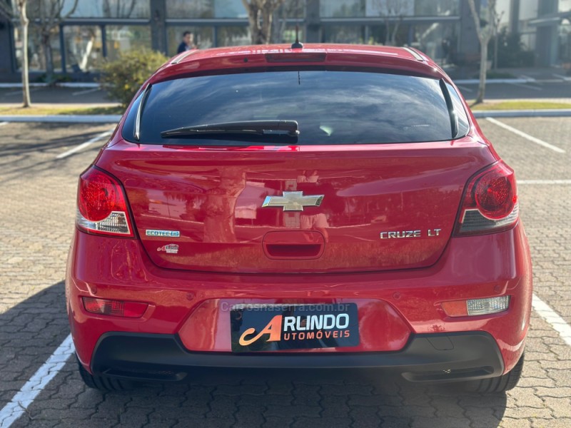 CRUZE 1.8 LT 16V FLEX 4P AUTOMÁTICO - 2014 - PAROBé