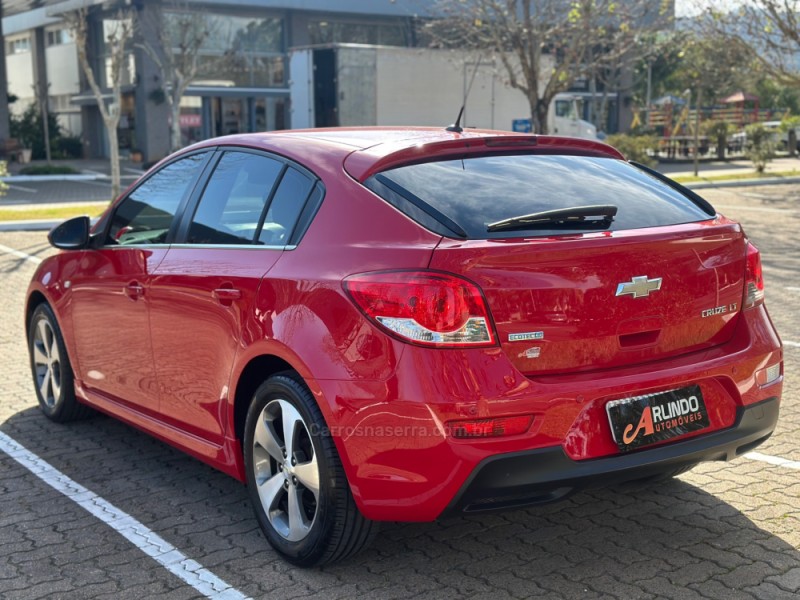 CRUZE 1.8 LT 16V FLEX 4P AUTOMÁTICO - 2014 - PAROBé