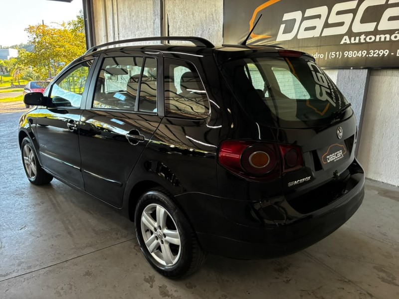 SPACEFOX 1.6 MI SPORTLINE 8V FLEX 4P MANUAL - 2010 - BOM PRINCíPIO