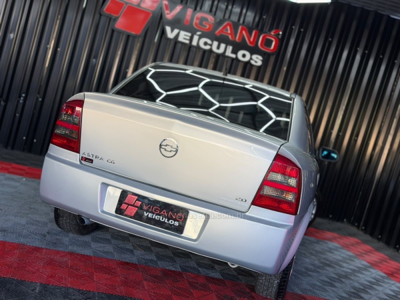 ASTRA 2.0 MPFI CD 8V GASOLINA 4P MANUAL - 2003 - CAXIAS DO SUL