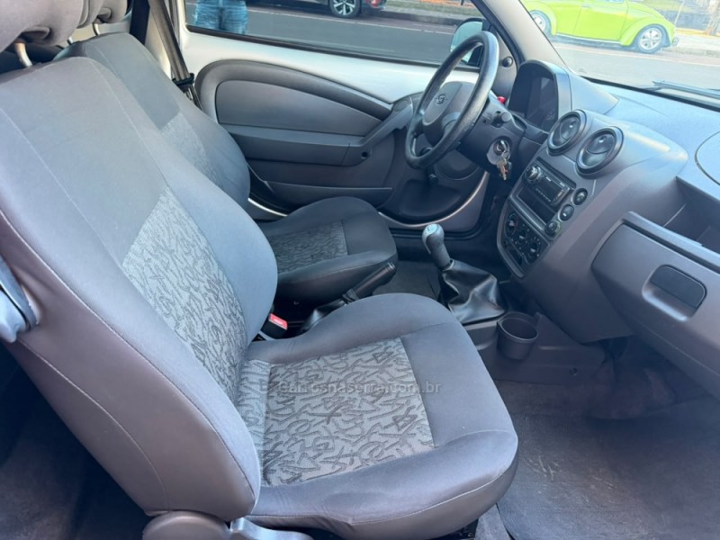 KA 1.0 MPI CLASS 8V FLEX 2P MANUAL - 2011 - LAGOA VERMELHA