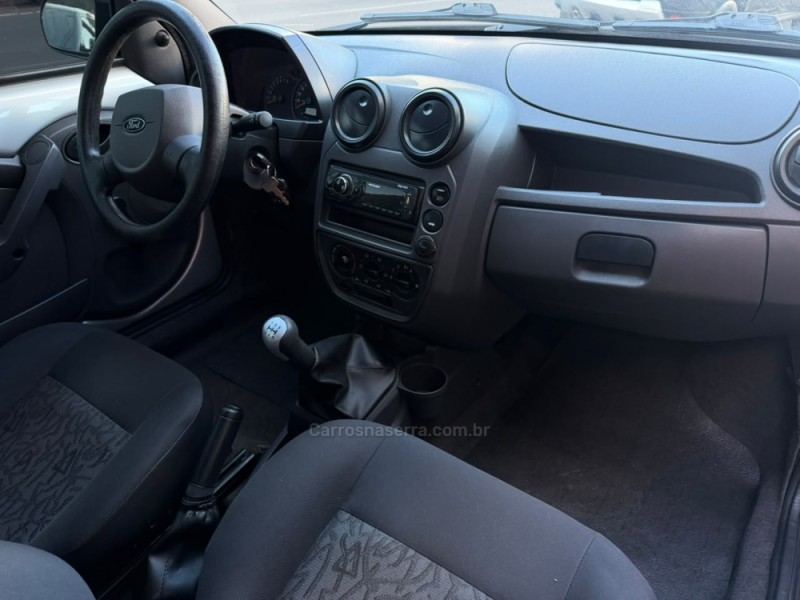 KA 1.0 MPI CLASS 8V FLEX 2P MANUAL - 2011 - LAGOA VERMELHA