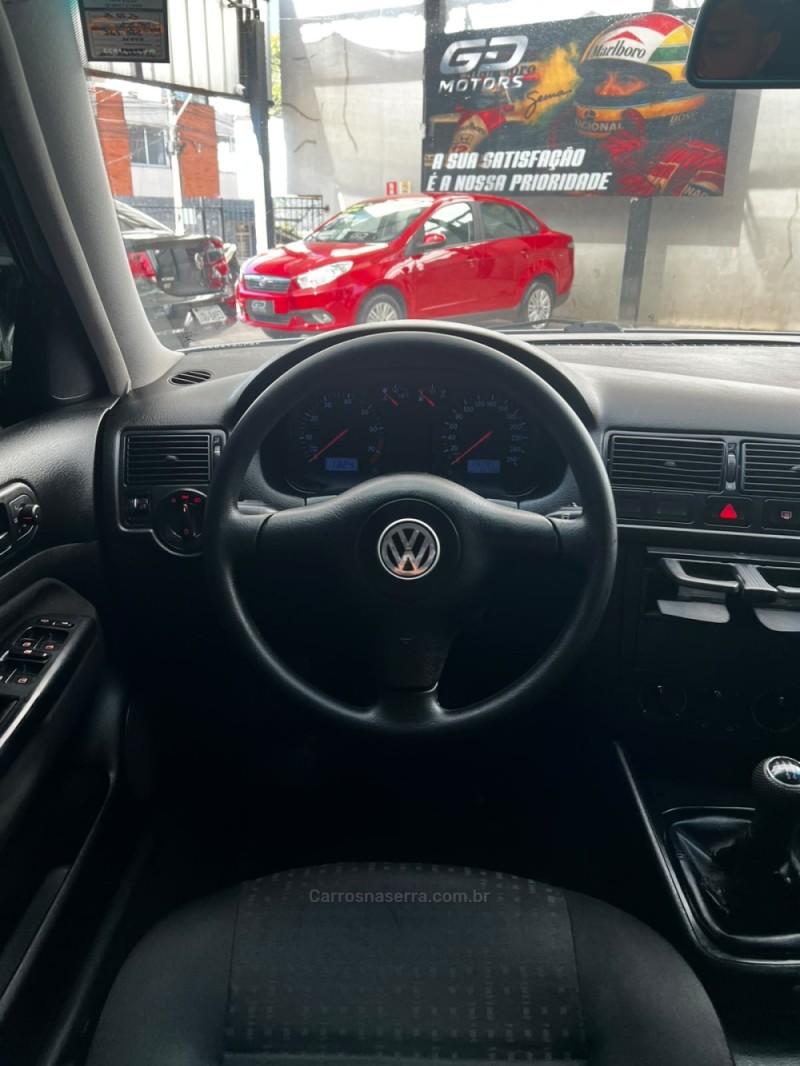 GOLF 1.6 MI 8V GASOLINA 4P MANUAL - 2002 - PASSO FUNDO