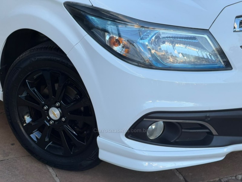 ONIX 1.4 MPFI LT 8V FLEX 4P MANUAL - 2014 - LAGOA VERMELHA
