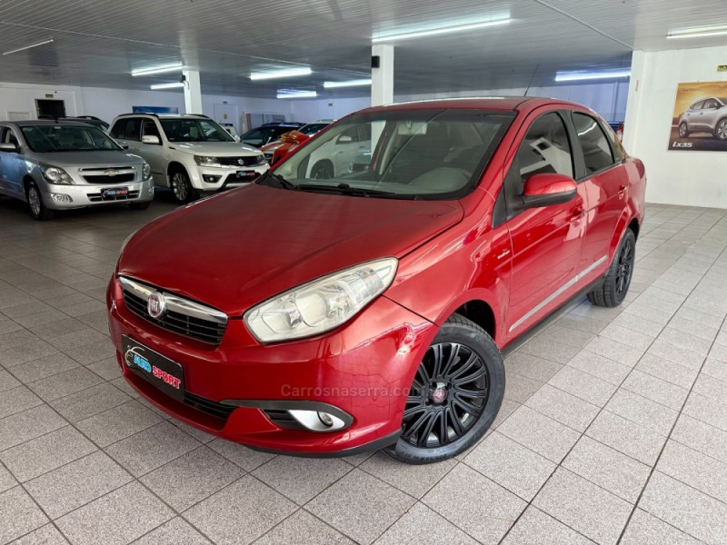 grand siena 1.6 mpi essence 16v flex 4p automatizado 2013 novo hamburgo