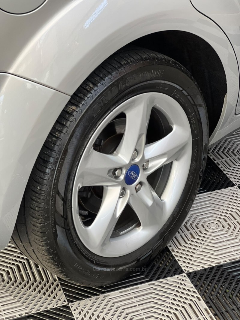 FOCUS 2.0 GLX 16V GASOLINA 4P AUTOMÁTICO - 2013 - PASSO FUNDO