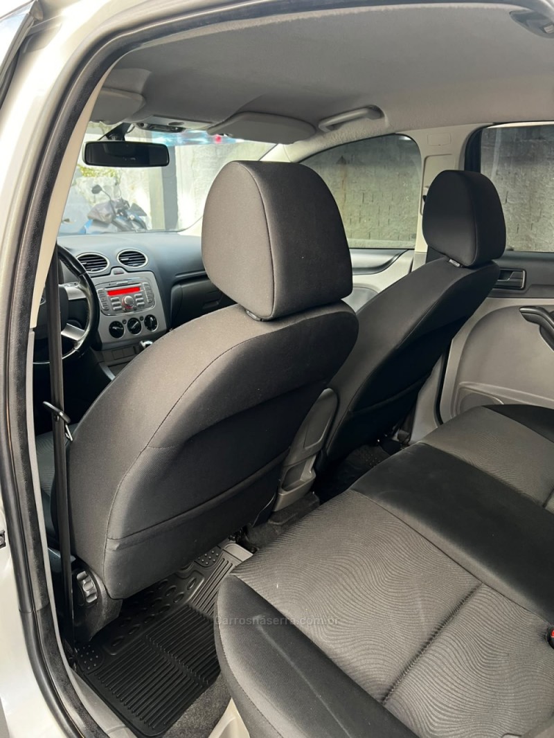 FOCUS 2.0 GLX 16V GASOLINA 4P AUTOMÁTICO - 2013 - PASSO FUNDO