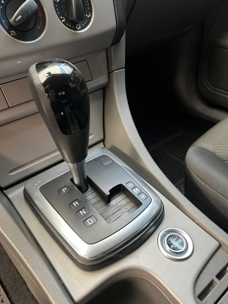 FOCUS 2.0 GLX 16V GASOLINA 4P AUTOMÁTICO - 2013 - PASSO FUNDO