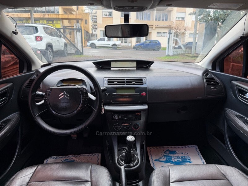 C4 1.6 GLX 16V FLEX 4P MANUAL - 2011 - GARIBALDI