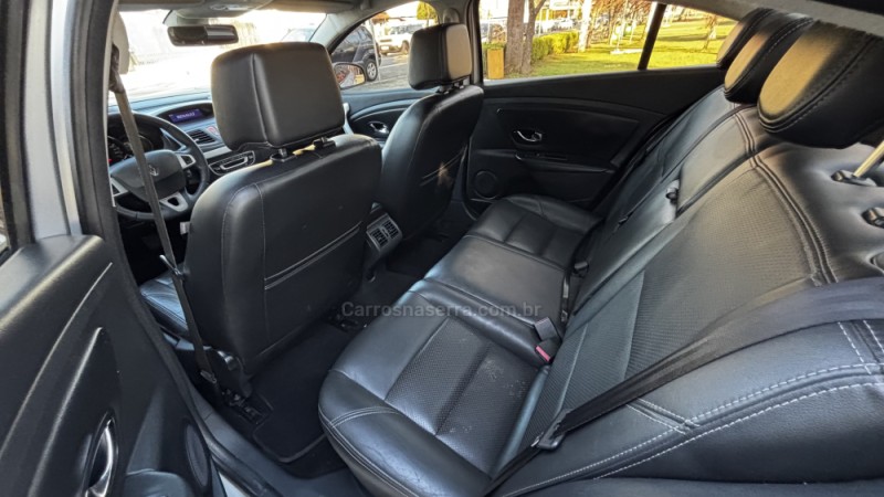 FLUENCE 2.0 DYNAMIQUE 16V FLEX 4P AUTOMÁTICO - 2013 - BENTO GONçALVES