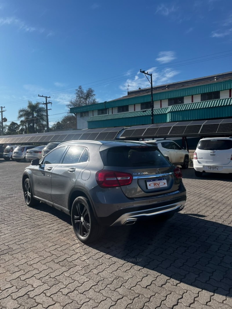 GLA 200 1.6 CGI ADVANCE 16V TURBO FLEX 4P AUTOMÁTICO - 2017 - CARLOS BARBOSA