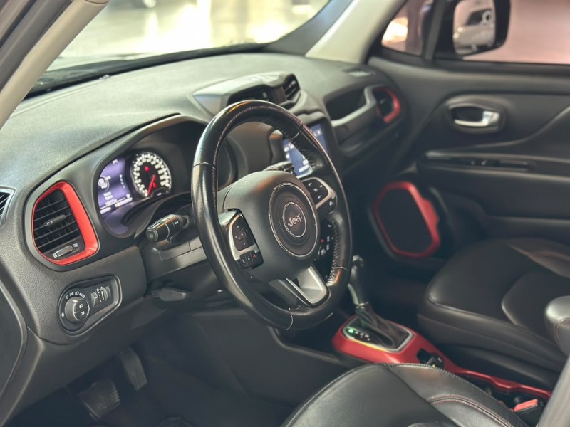 RENEGADE 2.0 16V TURBO DIESEL TRAILHAWK 4P 4X4 AUTOMÁTICO - 2019 - NOVO HAMBURGO