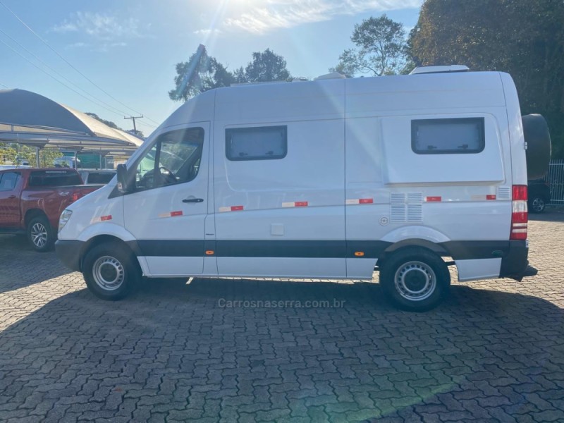 SPRINTER 2.1 FURGÃO 415 CDI TETO ALTO DIESEL 3P MANUAL - 2013 - LAJEADO