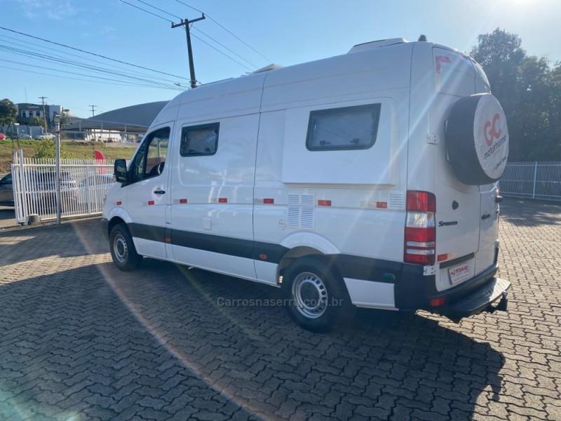 SPRINTER 2.1 FURGÃO 415 CDI TETO ALTO DIESEL 3P MANUAL - 2013 - LAJEADO