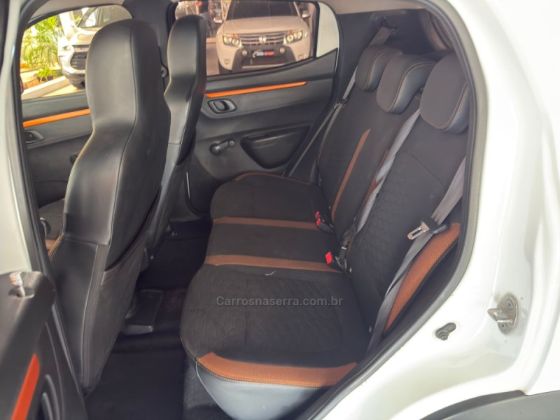 KWID 1.0 12V OUTSIDER FLEX 4P MANUAL - 2018 - NOVO HAMBURGO