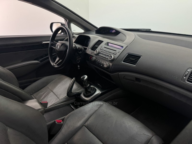 CIVIC 1.8 LXS 16V FLEX 4P MANUAL - 2008 - CARLOS BARBOSA