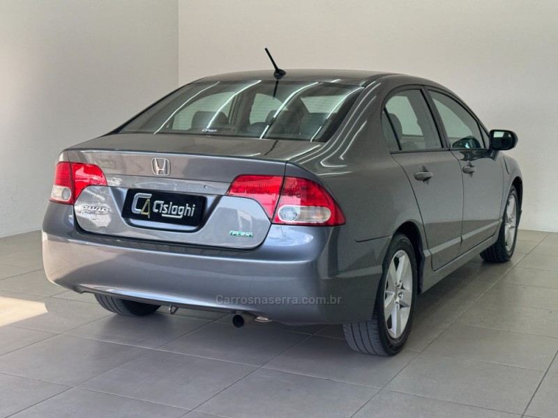 CIVIC 1.8 LXS 16V FLEX 4P MANUAL - 2008 - CARLOS BARBOSA