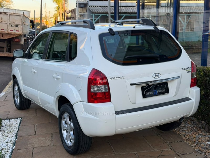 TUCSON 2.0 MPFI GLS 16V 143CV 2WD GASOLINA 4P AUTOMÁTICO - 2017 - LAGOA VERMELHA