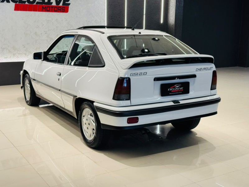 KADETT 2.0 MPFI GSI 8V GASOLINA 2P MANUAL - 1993 - CAXIAS DO SUL