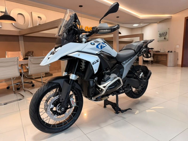 r 1300 gs premium plus 2024 dois irmaos