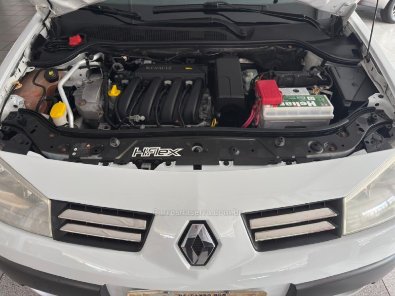 MÉGANE 1.6 DYNAMIQUE GRAND TOUR 16V FLEX 4P MANUAL - 2013 - NOVO HAMBURGO