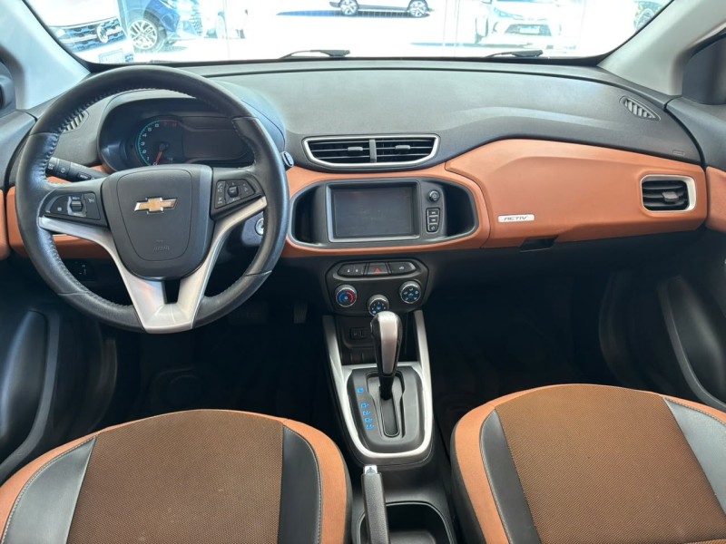 ONIX 1.4 MPFI ACTIV 8V FLEX 4P AUTOMÁTICO - 2017 - NOVA PETRóPOLIS