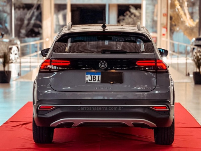 NIVUS 1.0 TSI HIGHLINE FLEX 4P AUTOMÁTICO - 2022 - NOVA PRATA
