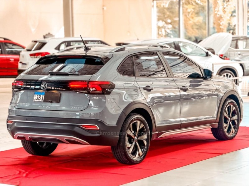 NIVUS 1.0 TSI HIGHLINE FLEX 4P AUTOMÁTICO - 2022 - NOVA PRATA